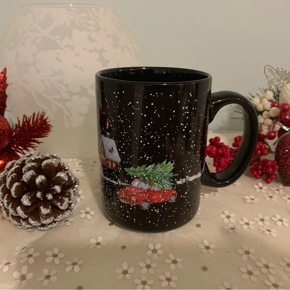 Brand New Colour-Changing Heat Activated Holiday Mug/Christmas Decor - Picture 3 of 12